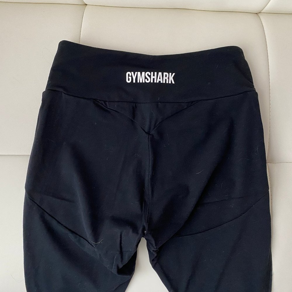 Gymshark Form Leggings in Black